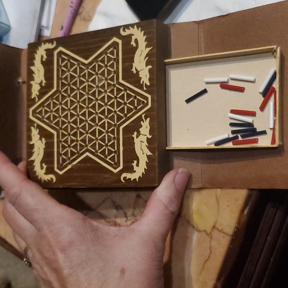 Vintage Rare WWII travel Chinese checkers game - Picture 3 of 6